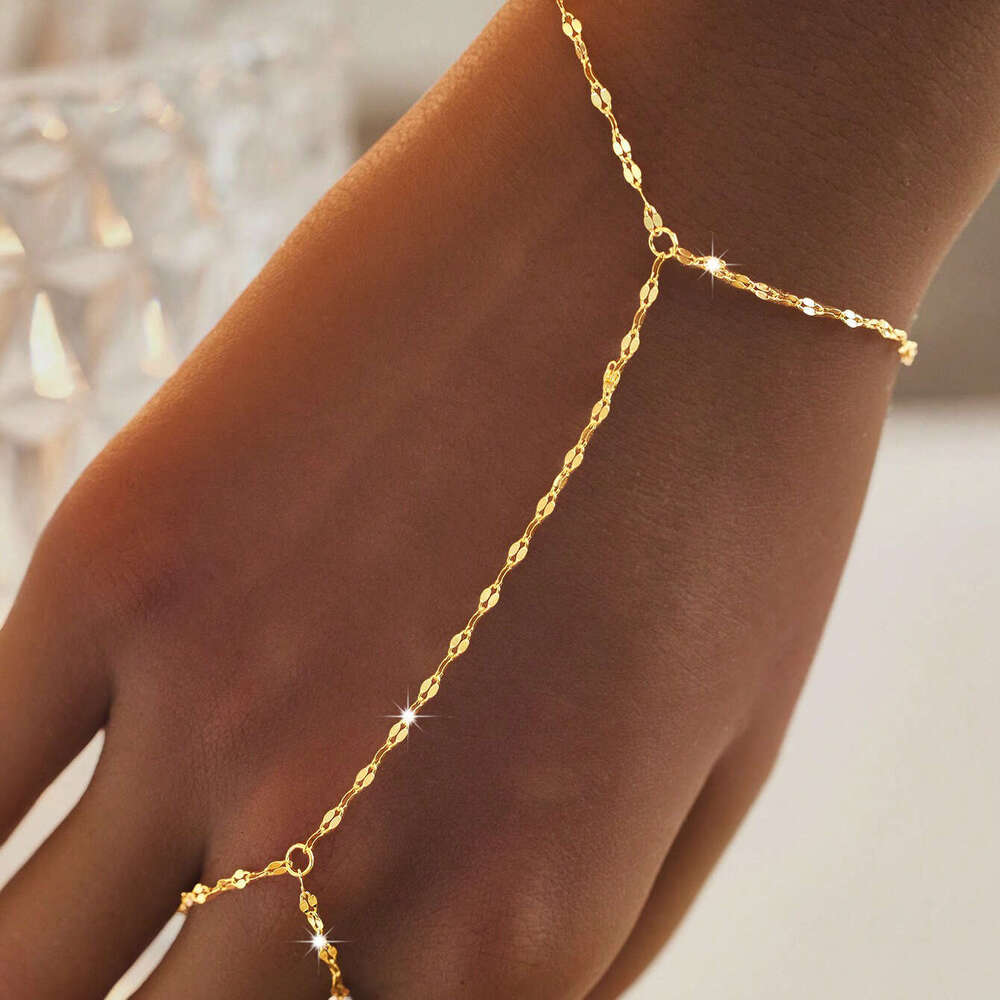 New Ring Finger Bracelet Women's Summer Exquisite Jewelry Lip Chain Party presents Christmas