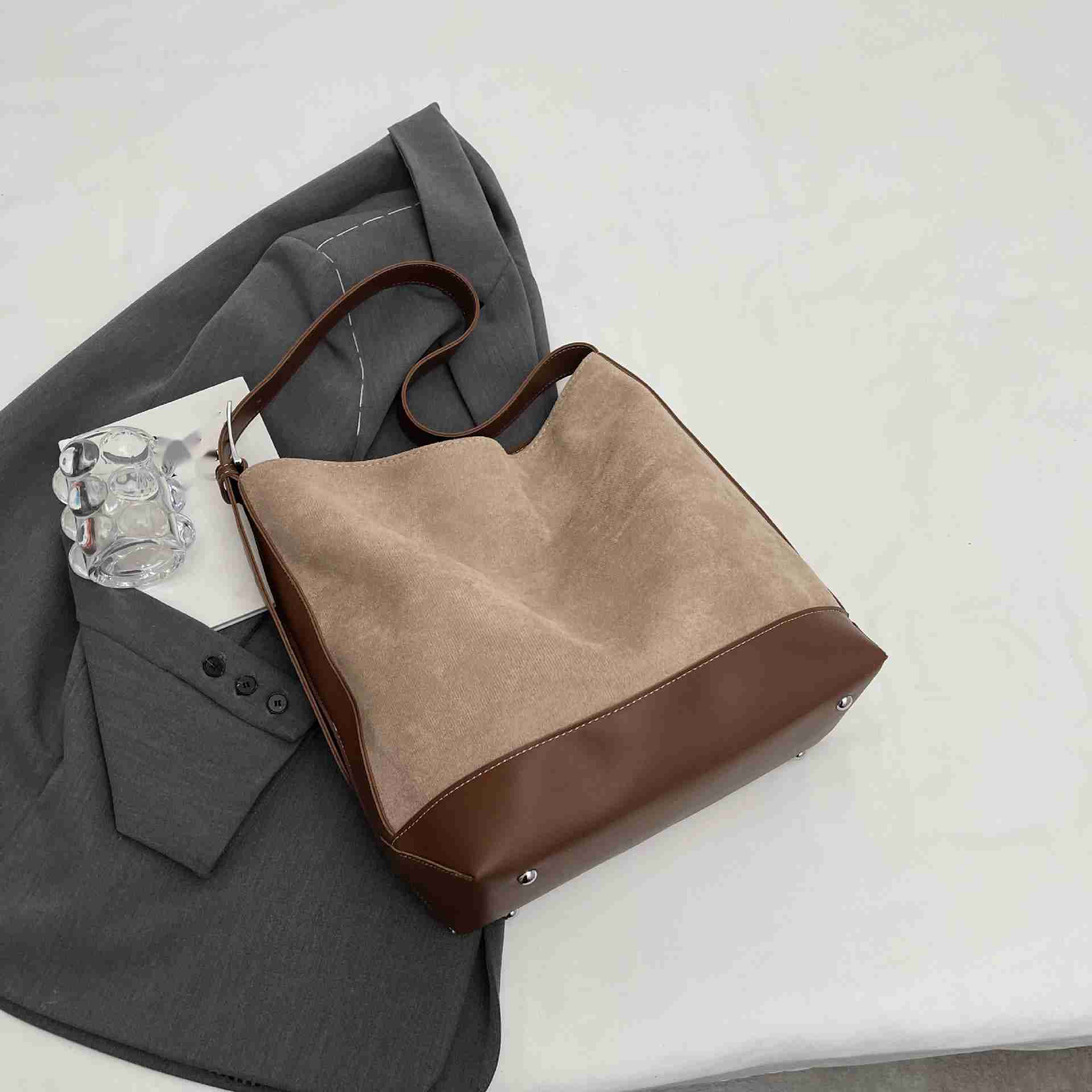 CMM Advanced Suede Bag for Women New Fashion Texture Shoulder Bag Large Capacity Crossbody Bucket Bag