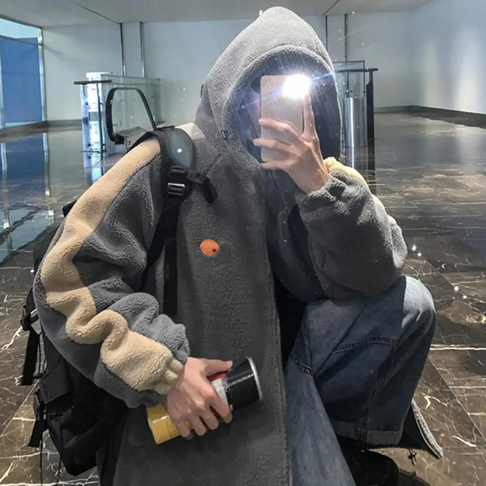 Loose mens jacket hooded mens jacket winter warm mens hooded jacket with artificial Sherpa deep hem suitable for students 241007