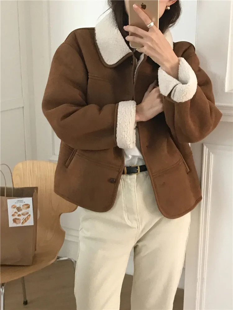 Winter vintage suede sheepskin coat jacket womens short coat single brooch collar warm coat 241007