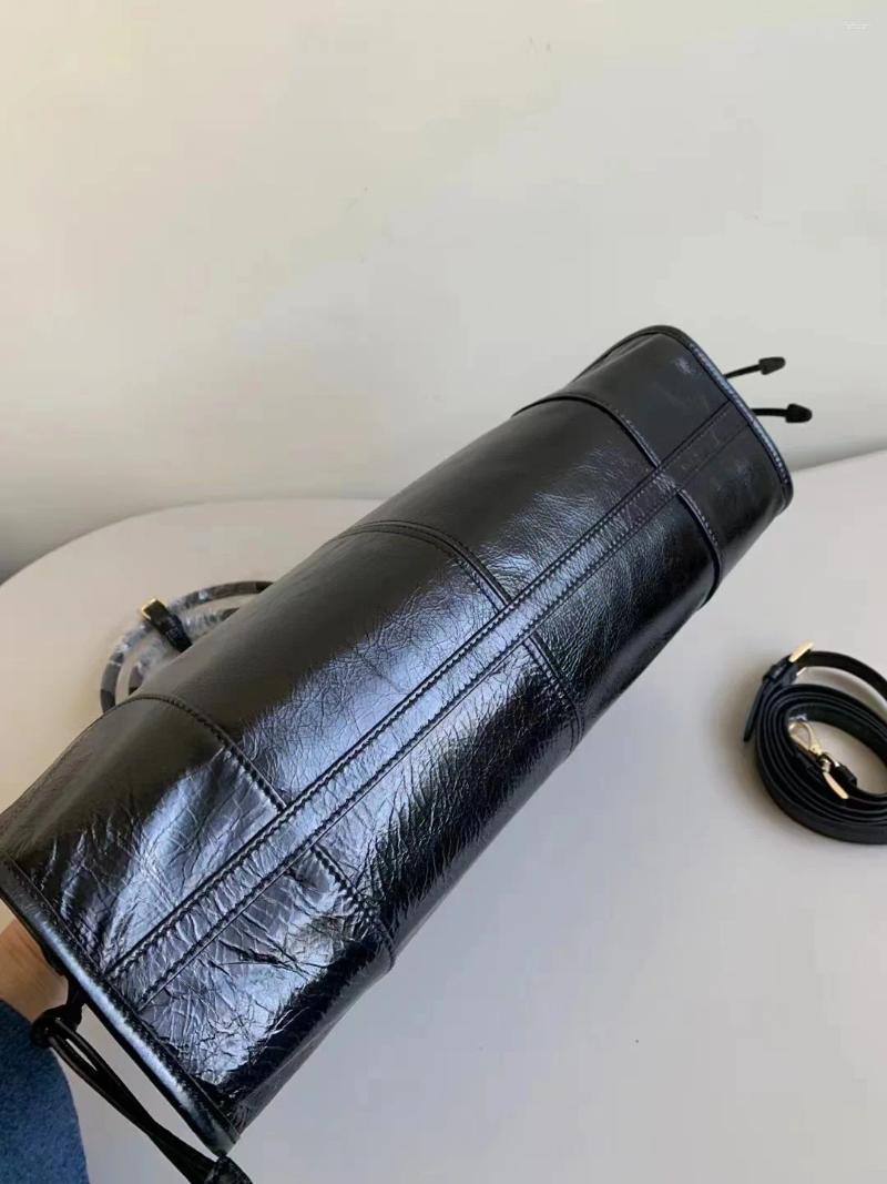 Totes P Home Bags 2024 High End Sensory Communication Qin Tote Genuine Handbag Oil Wax Women's Bag 5a33