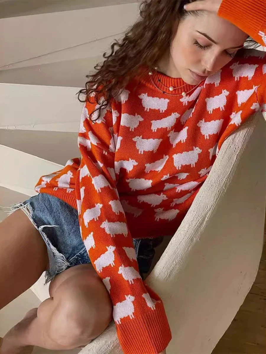 Bornladies Oneck Alpaca Printed Sweater Womens Loose Casual Mid Length Retro Autumn Winter Warm Pullover Top 241009