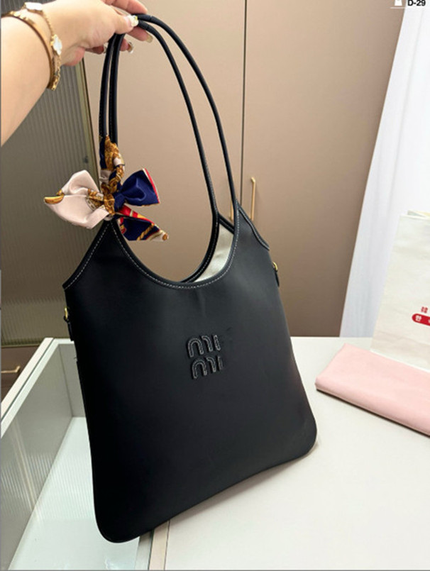 Designer bag city style Handbag luxury Shoulder Bag women fashion tote bag Underarm Bag distinct summery canvas bag Baguette Bag