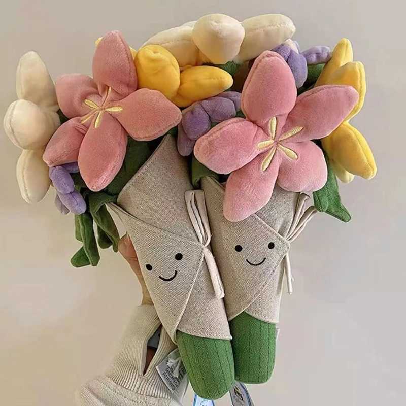 Holding Bouquet Plush Toy Kawaii Simulated Tulip Flower Doll Plush Toy Christmas Graduation Gift For Girls 28CMXJ241019