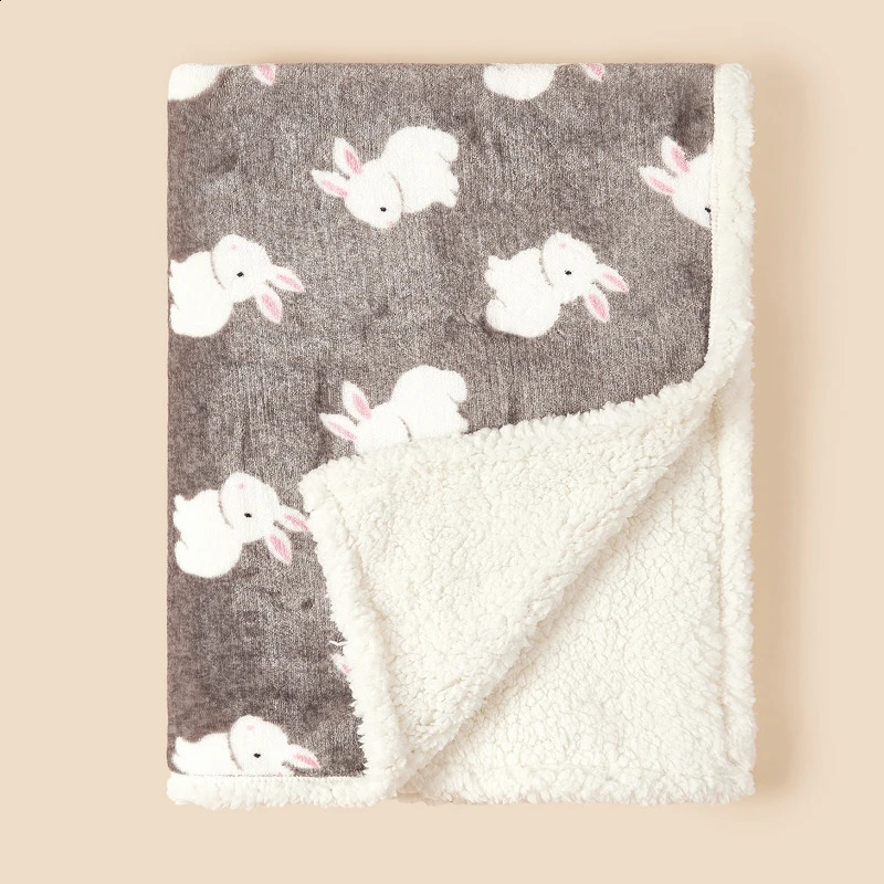 Winter Fleece Warm Quilt for born Bedding Baby Swaddle Wrap Flannel Lamb Soft Stroller Blanket Manta Bebe 241019