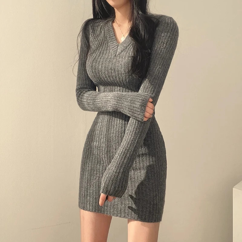 Women Knitted Sexy Dress Korean Retro Slim Long Sleeve Female Casual Autumn Tight All Match Ladies Mini 241007