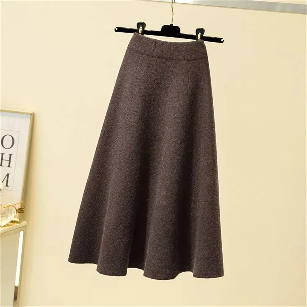 Autumn Knitted Pleated Skirt WomenS Midi Elastic High Waist ALine Sweater Female Winter Black Wool Long Mom 241019