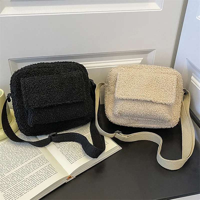 2024 Plush Fabric Womens Shoulder Crossbody Bag Small Fashion Lambs Wool Fluffy Fur Winter Female Handbags 241017