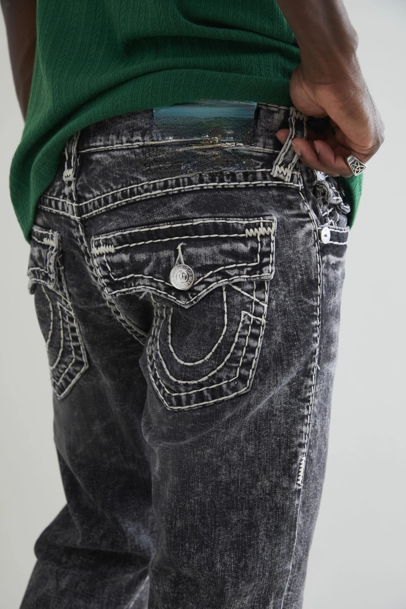 Street fashion trend American retro washed black jeans mens pocket embroidered casual straight jeans Y2k fashion work jeans 241019