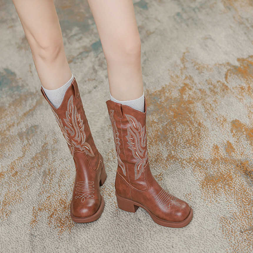 Fashion Boots New Western Cowboy Boots Embroidered Knight Boots Mid Leg Martin Boots Chelsea Boots Height Long Leg WoMens Boots 241008