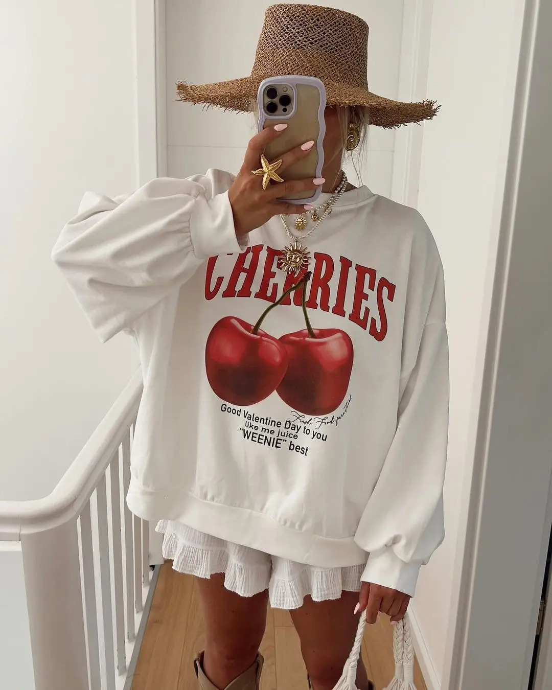 Harajuku Fashion Cherry Printed Long Sleeve Graphic T-shirt Large Street Gothic Sweater Y2K Top Garbage Mens Wear 241019