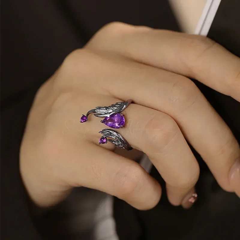 New Retro Punk Style Purple Zircon Elf Ring Personalized Open Ring Fashion Cool Jewelry Womens Holiday Gift Y241019