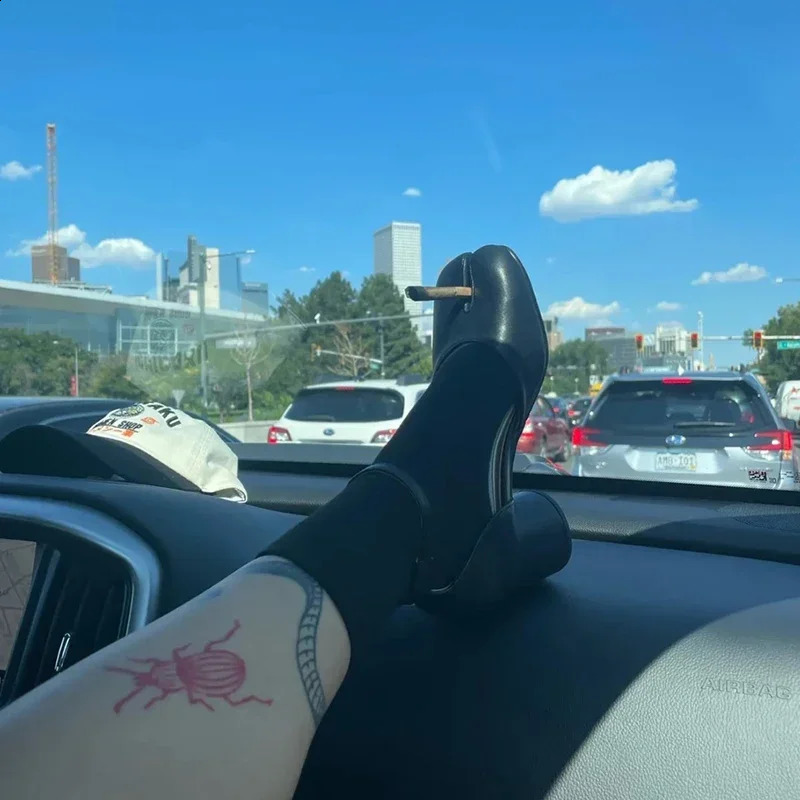 Fashion Buckle Strap Women Sandals 2024 Summer Ladies Pumps Slipt Toe Shoes Women Chunky Round High Heels 241010