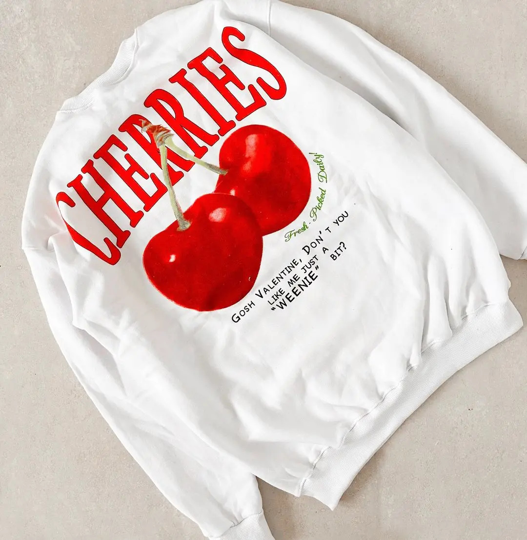 Harajuku Fashion Cherry Printed Long Sleeve Graphic T-shirt Large Street Gothic Sweater Y2K Top Garbage Mens Wear 241019