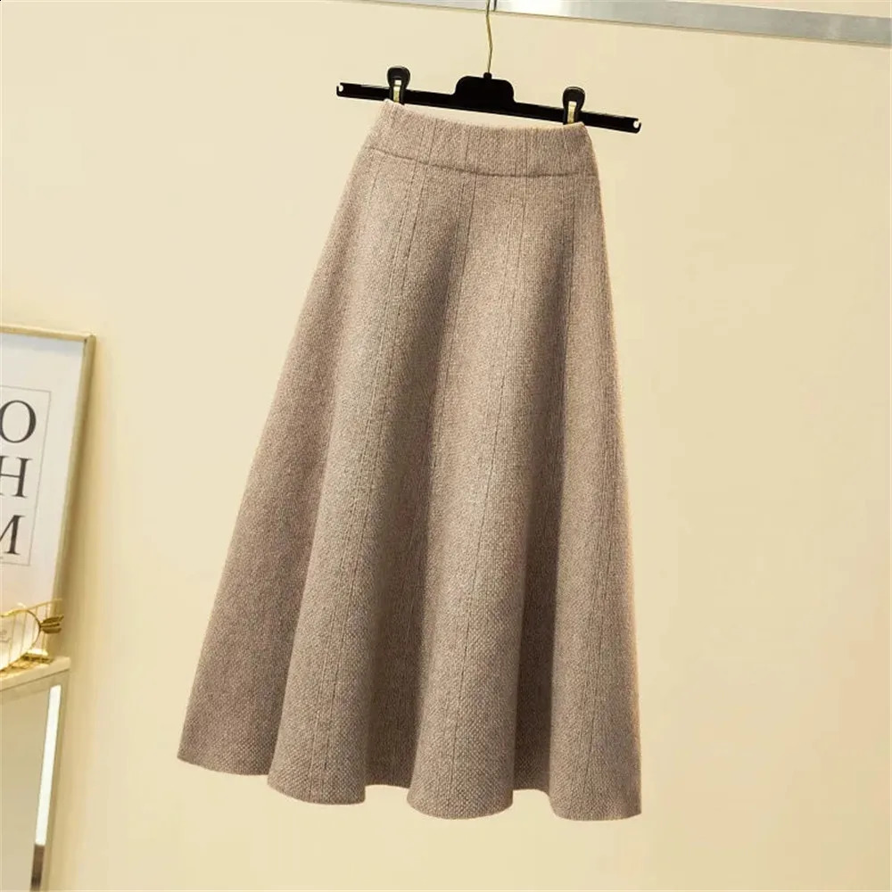 Autumn Knitted Pleated Skirt WomenS Midi Elastic High Waist ALine Sweater Female Winter Black Wool Long Mom 241019