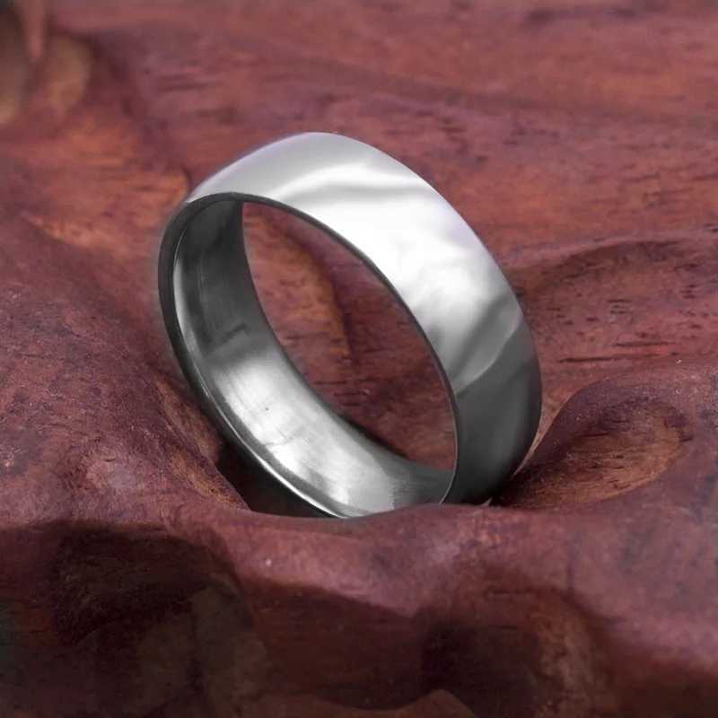 Classic 6mm stainless steel wedding ring comfortable for couples suitable for sizes 7 to 11 in the United States Y241019
