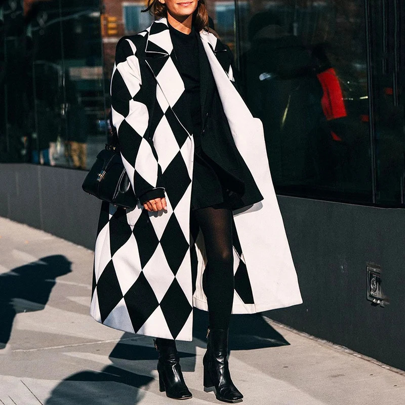 Fashion autumn and winter womens clothing button windproof machine plaid long sleeved lapel jacket printed wool coat 241019