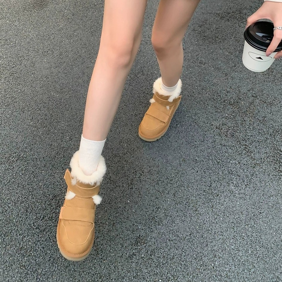 Winter Warm Fleece Boots: Trendy Versatile Height Increase Women's Shoes a104