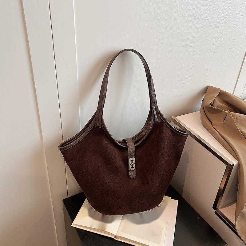 CMM Handbag Womens High End Armpit Bag New Suede Vegetable Basket Bag Large Capacity Shoulder Bag