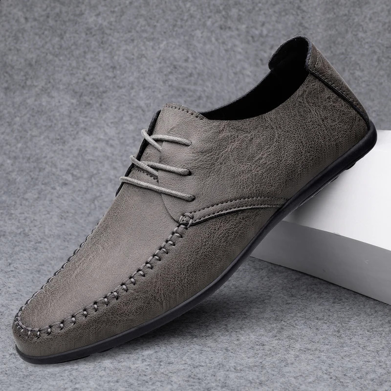 Leather mens shoes fashion mens shoes Moccasins Italy breathable mens shoes black Plus size 38-47 241019