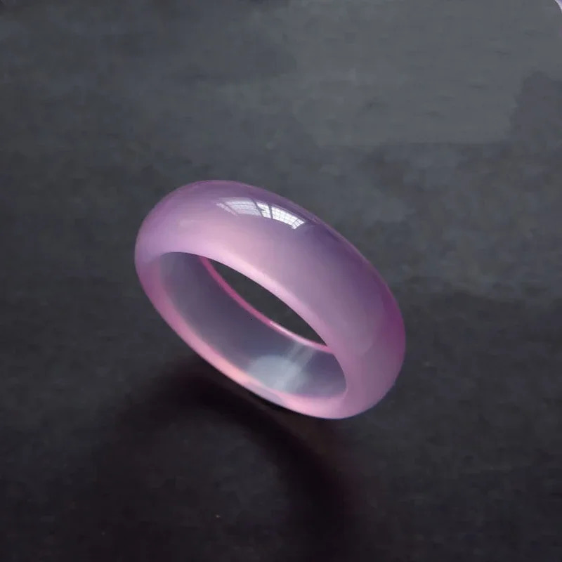 Natural Chalcedony Handcarved Jade Ring Fashion Jewelry Gift Rings Various Colors Lovers Gemstones Accessories Wholesale 241010