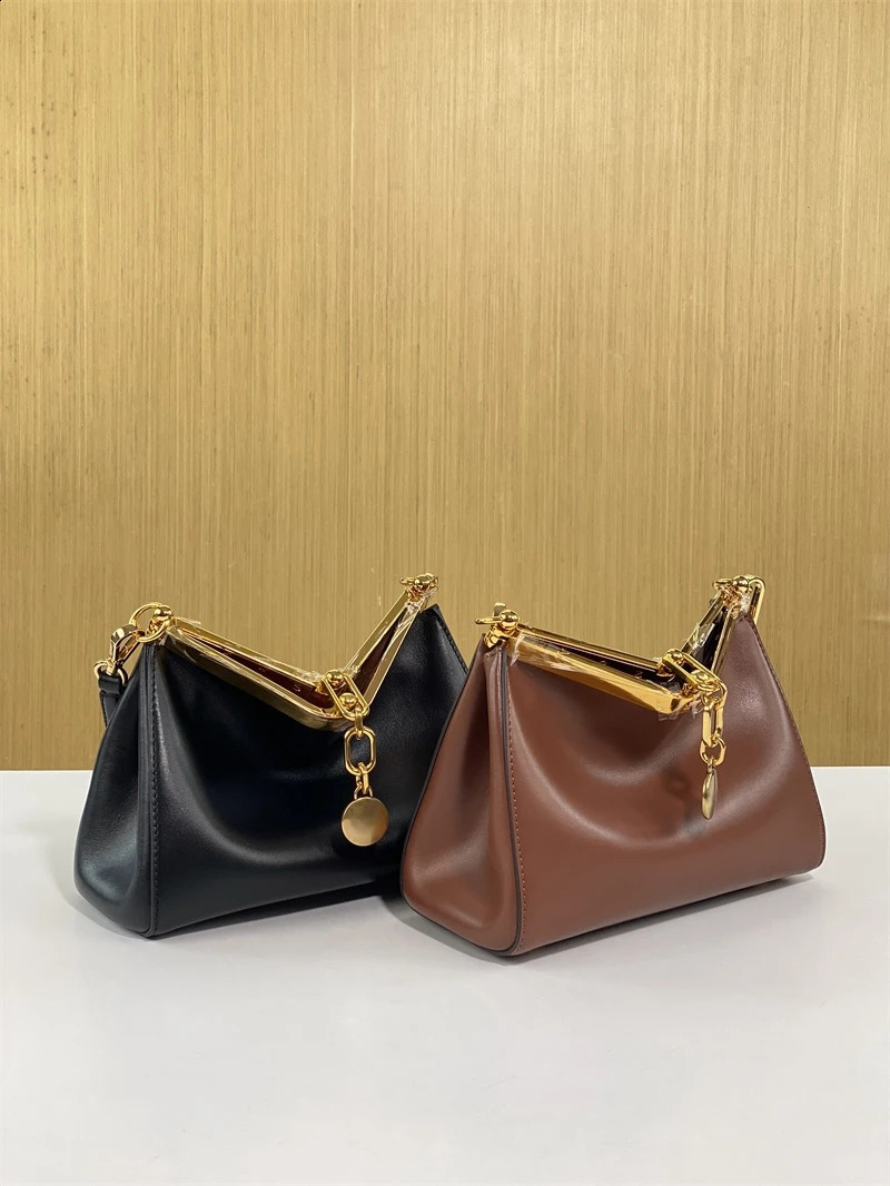 Womens V-shaped Hard Mini VELA Armrest Pure Cotton Single Shoulder Cross Bag 241019 4