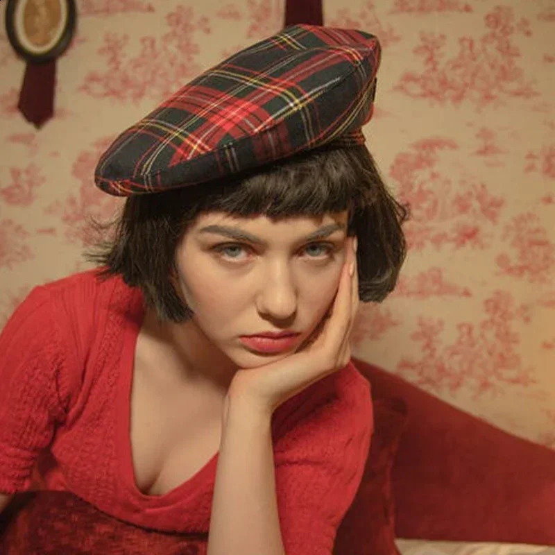 ious Beret Hat Fashion Ladies Outdoor Travel Plaid Painter Unisex Adult Daily Vintage Red Autumn 241019