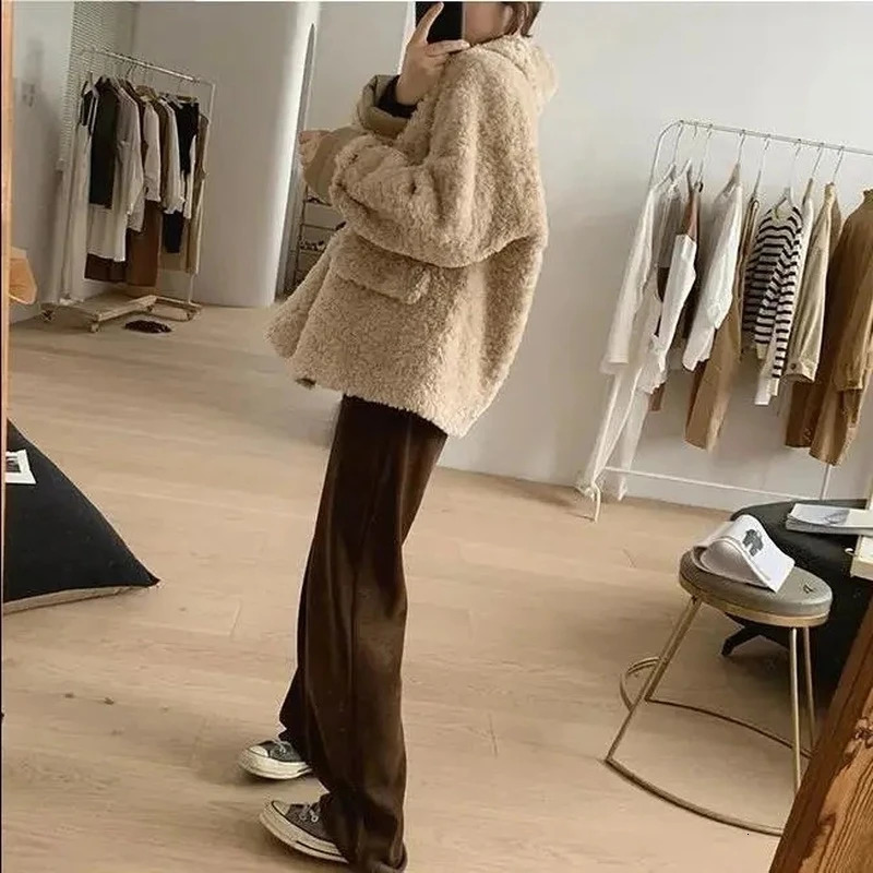 Winter wool jacket womens synthetic wool coat womens suede fur coat mens warm and thick sheepskin coat 241007