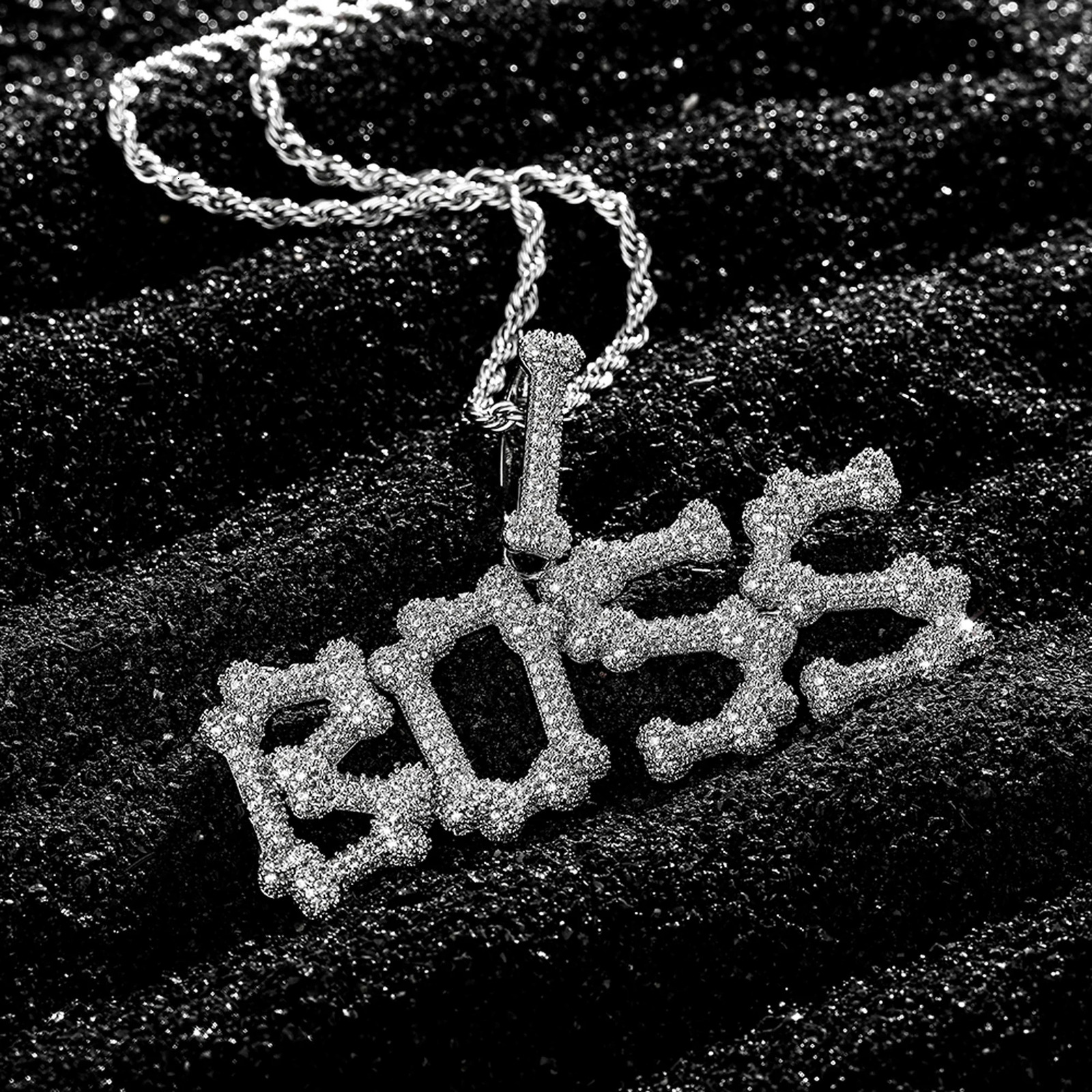 Grandbling Customized Name Necklace Bone Shape Letter Personalized Pendant Hip Hop Jewelry for Women Men Drop 241019