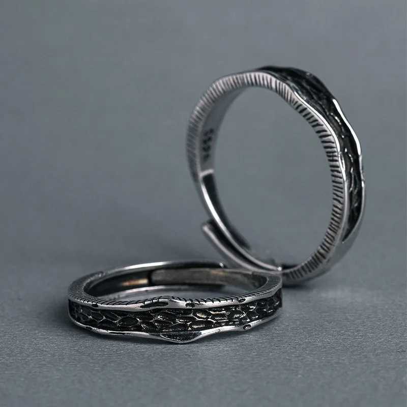 Abyss ring is a niche design for men and women featuring fashionable individuality and a cold style index ring that can be adjusted for couples Y24101