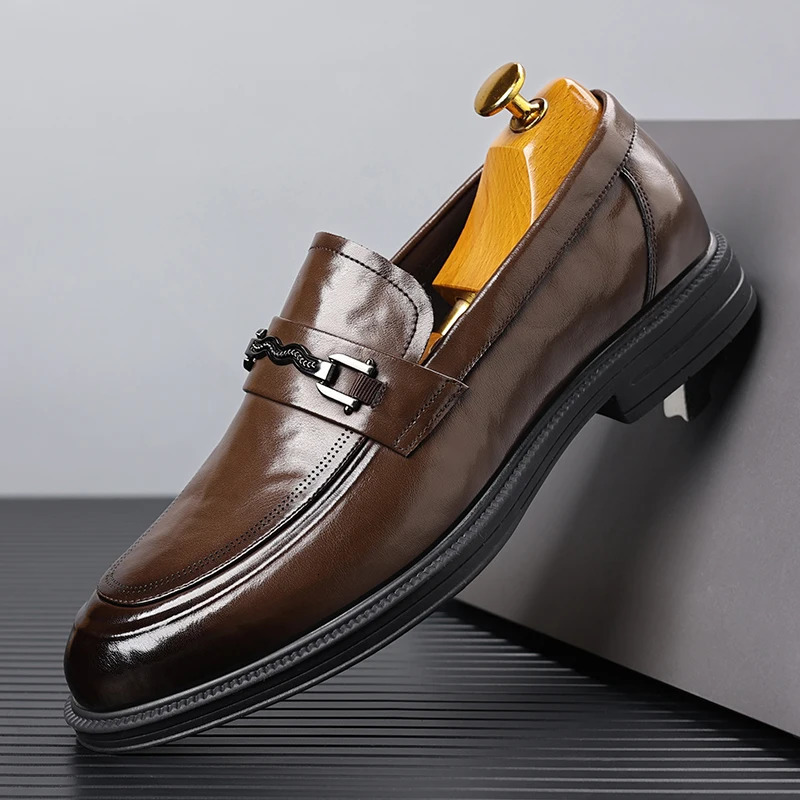 Handmade mens comfortable Loafers leather fashionable wedding shoes mens sliding walking shoes mens fully matched apartment 241019