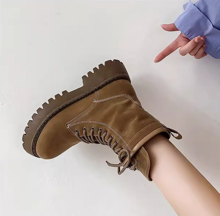 Women Fashion Boots Thick Sole Increase Height Versatile Winter Trendy Design Simple Casual Style Triple Khaki Free shipping