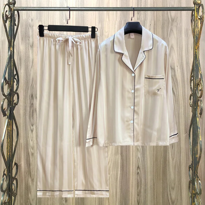 New designer ice silk satin Pamas green stripe simple temperament star model long sleeved women's pajamas set sexy pajamas
