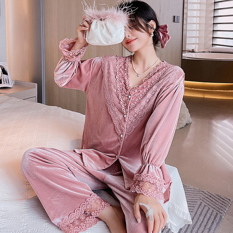 2025 fashion New designer women s thin long sleeved lace print suitable for spring and autumn sweet beauty style home wear Pamas