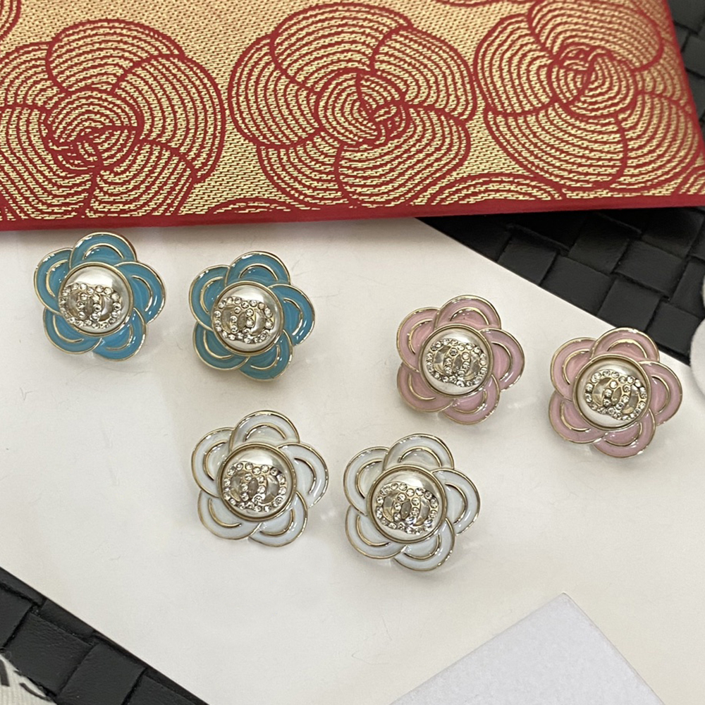 Never Fading 19 Style Classic Design Ear Stud Earrings Pearl Real Gold Brass Copper Stamp Letter Earring Fashion Womens Elegance Wedding Party Jewelry Accessories