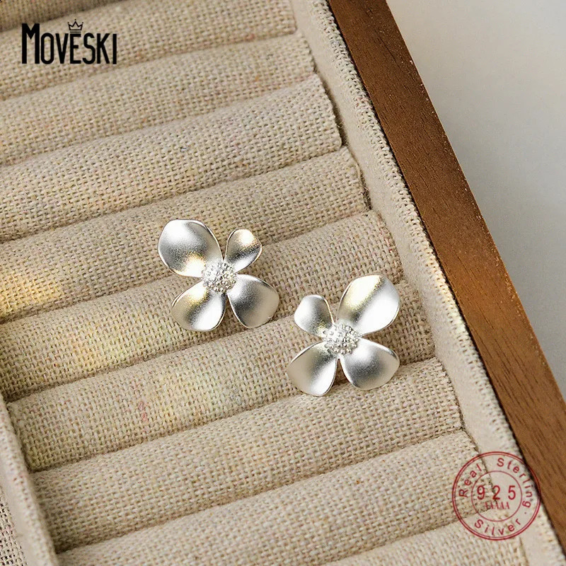 MOVESKI Korean INS Minimalist Flower Stud Earrings 925 Sterling Silver Women Small Fresh Spring Travel Jewelry Gift 241226