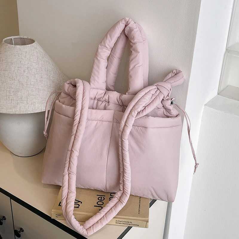 CMM Women Puffer Tote Bag Casual Handbag Large Capacity Soft Commuting Adjustable Strap Padded Shoulder Purse Chic Hobo 241021