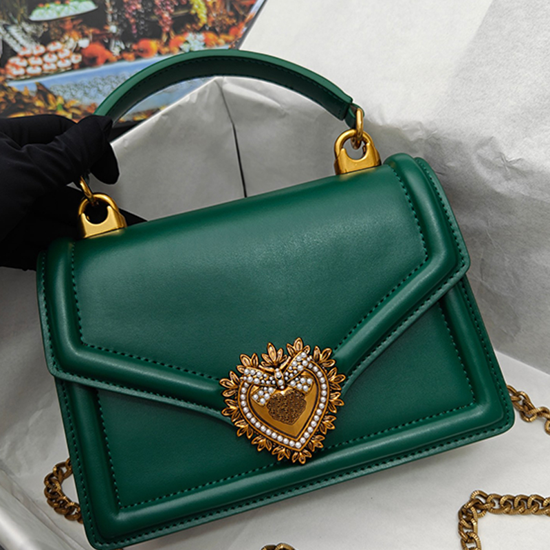 Chain Crossbody Bag Designer Bag Underarm Shoulder Bag Lady Handbag Pearl Decoration Luxurys Purse Small Flap Bag Top Quality Cowhide Leather Luxury Bag