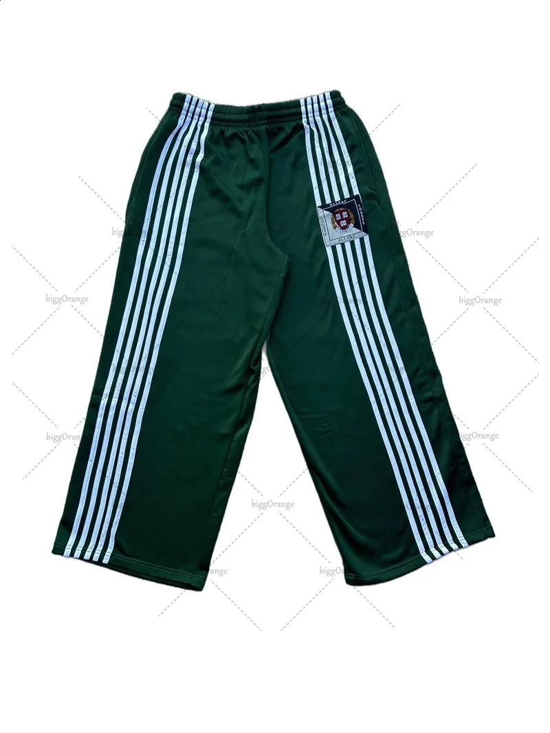 Street Harajuku retro striped knitted pants for men Y2k fashion casual wide leg pants hip-hop fashion oversized mens pants 241021