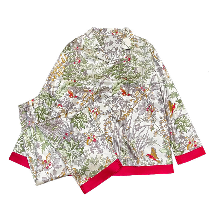 2025 New designer s simulation of thin jungle for spring and summer silk long trend sleeved long pants pajamas Pamas women s fashion