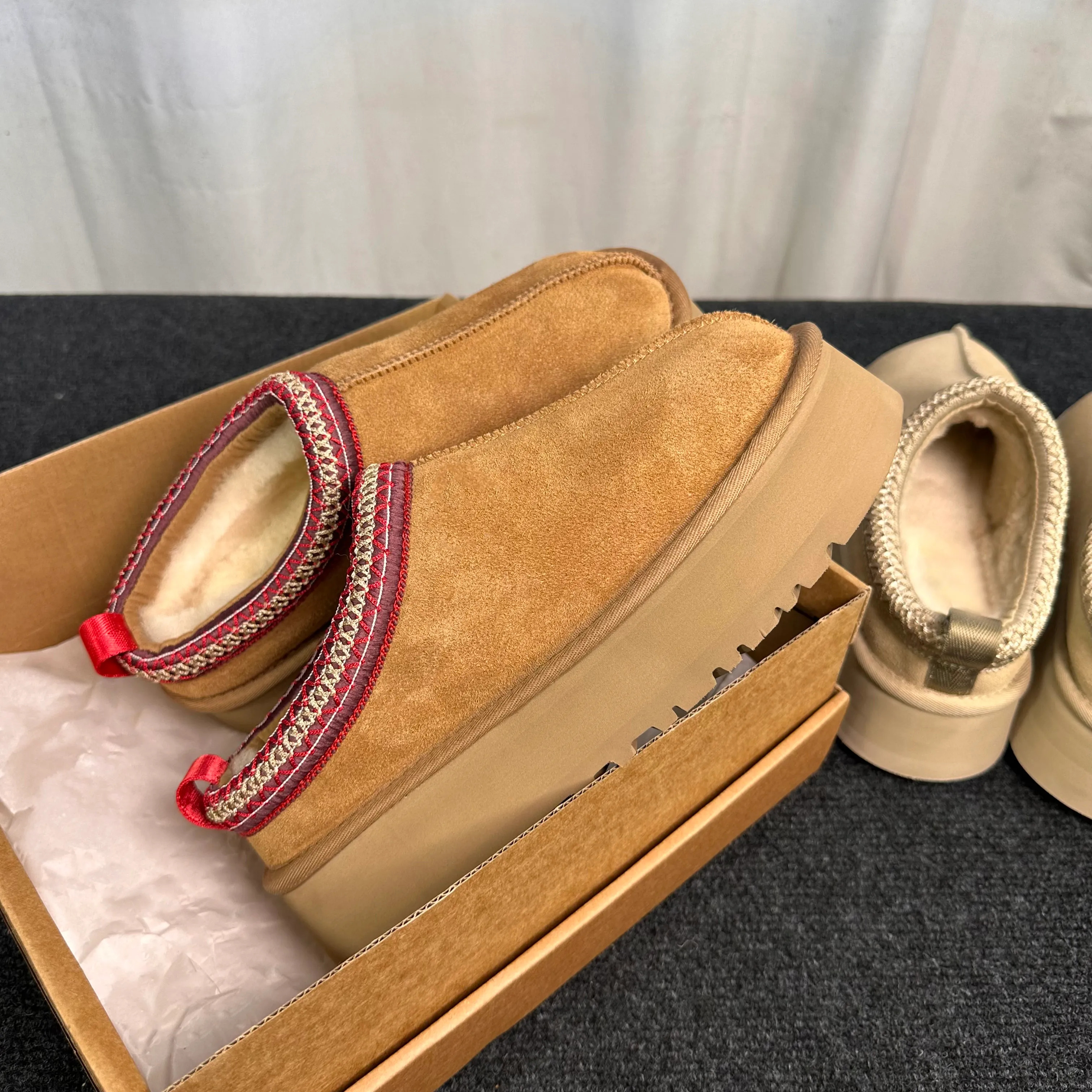 Tasman Slipper Ultra Mini Platform Tazz Slippers Men Women Boots Suede Classic Tasman Platform Boots In Sheepskin