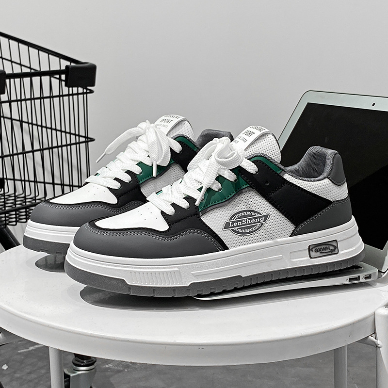 Men's New Lightweight Comfortable Versatile Casual Board Shoes