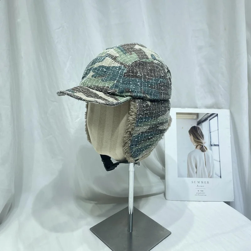 American Retro Polished Camouflage Lei Feng Hat Unisex Winter Outdoor Thickened Thermal Ear Protector Short Brim Flying Hats 241024