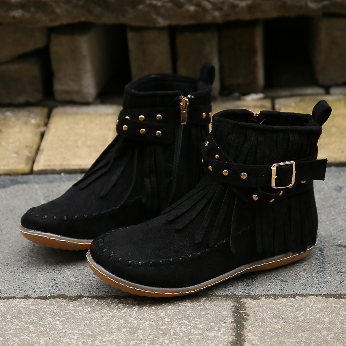 2024 free shipping new designer boots for women western cowboy boots thick heel polished punk style motorcycle zipper Riveted flat bottomed fringed bo