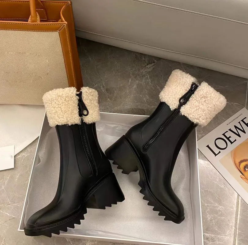Women Betty PVC Boots Beeled Fur High heels boot Knee-high tall Rain Boot Waterproof Welly Rubber Soles Platform Outdoor Rains hoes Designer shoes 35-