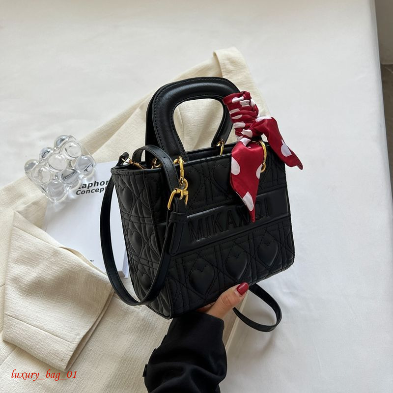 Designer Bags 20% OFF Designer Bag Red Brides Wedding New Gift for Best Friend Large Capacity Matte Handheld Crossbody Princess Dai Bag tote bag