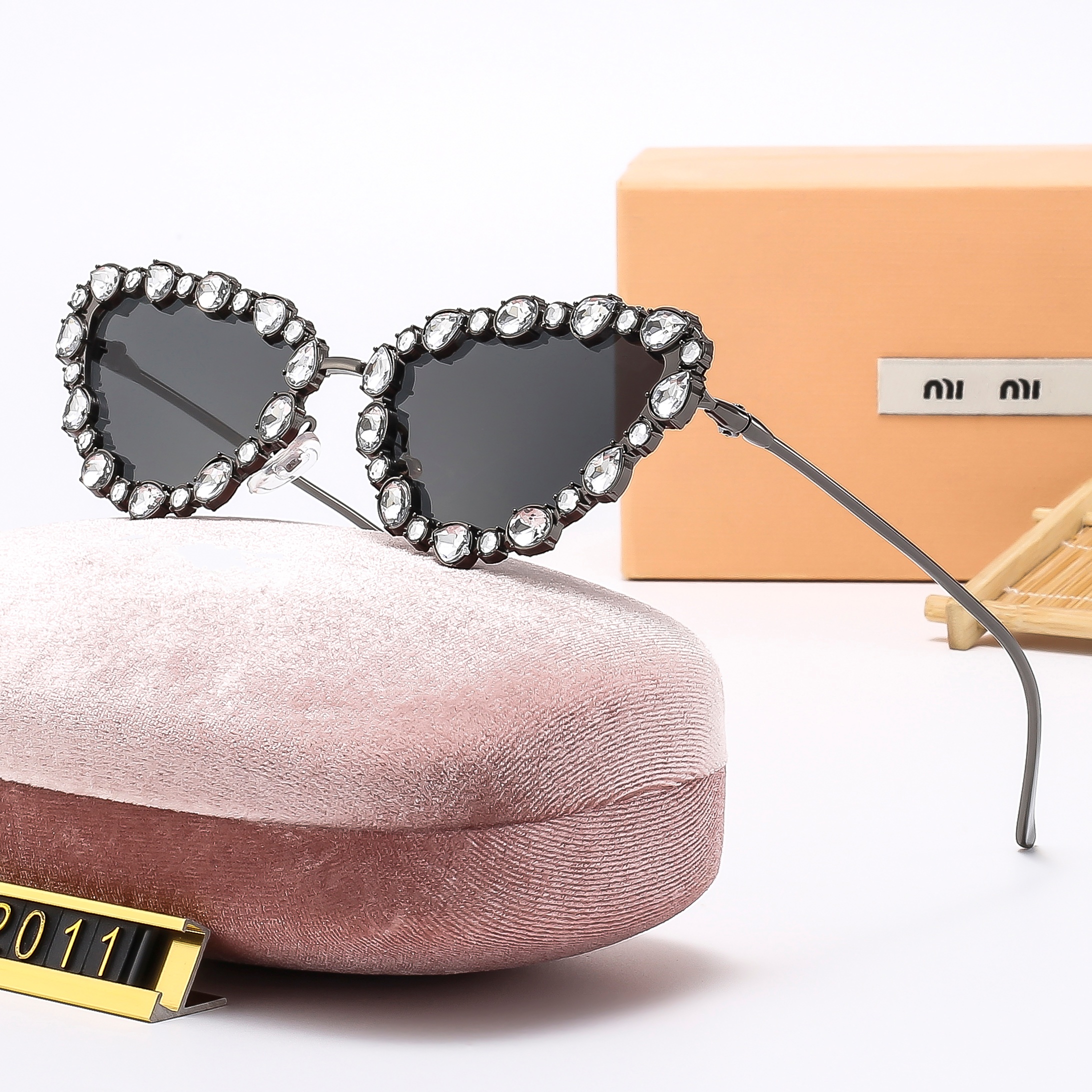 FF546456 Top luxury Sunglasses lens designer womens Mens Goggle senior Eyewear For Women eyeglasses frame Vintage Metal Sun Glasses With Box