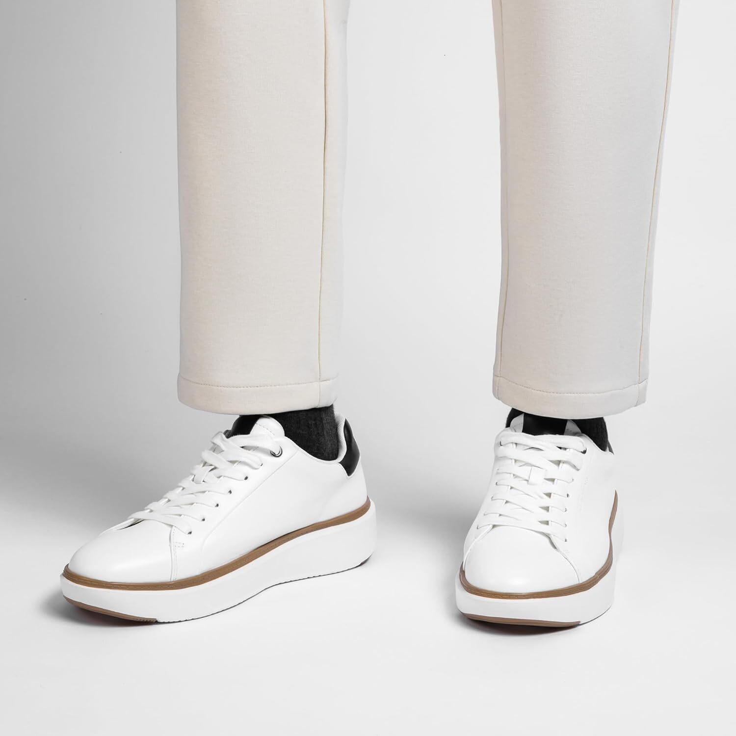 Men S Fashionable Sports Shoes And Casual