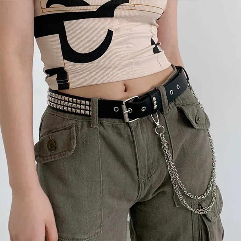 Retro Gothic Studded Belts Women Men Y2K Metal Rivet Studded Belts Daily Versatile Black PU Leather Belts Fashion Accessories 241024