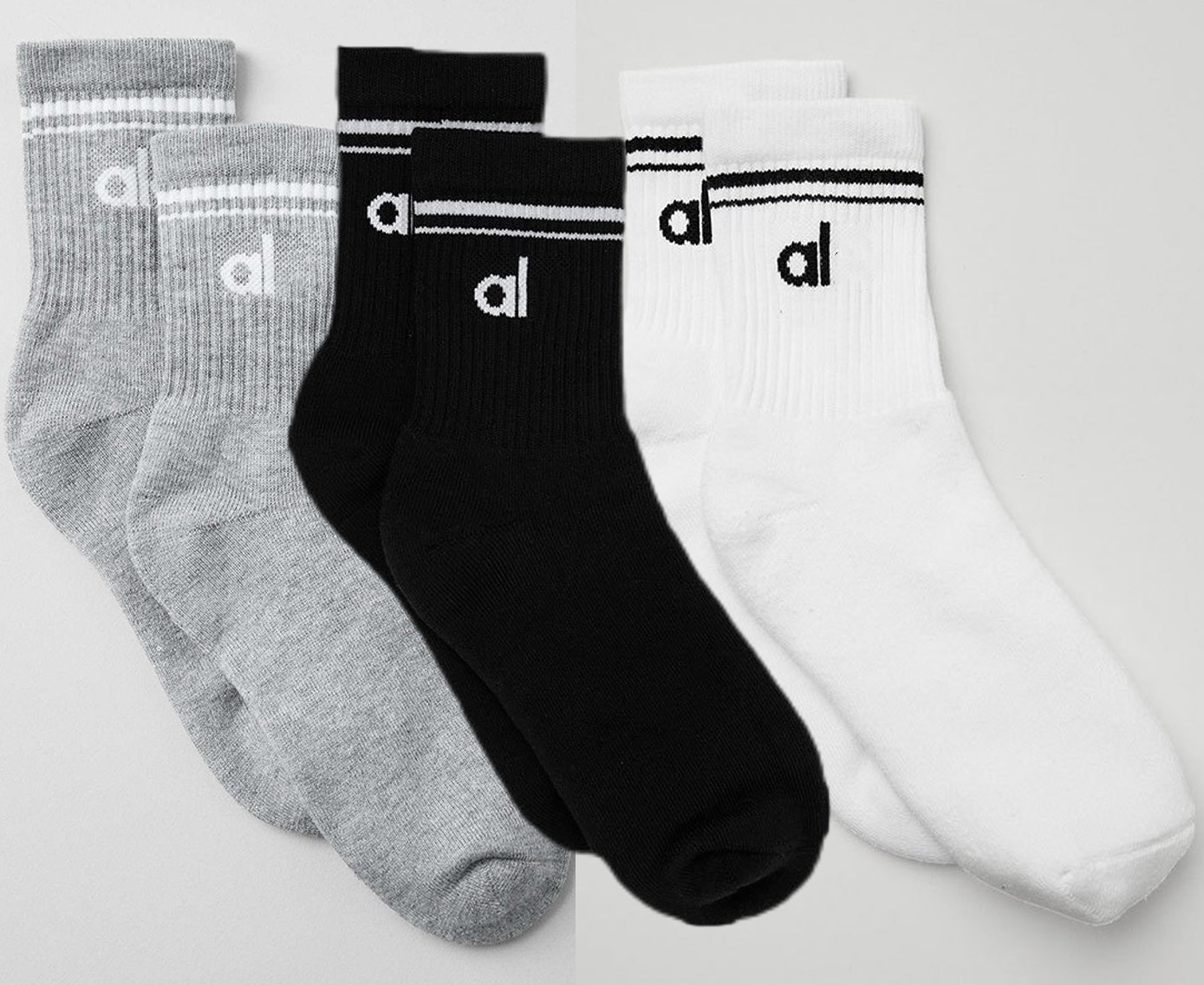 Designer Socks Yoga Sports Sock Medium Long Socks For Woman Pilates Fitness Sports Four Seasons Socks Women's Yoga Medium Sock